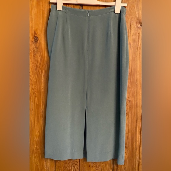 Vintage Jones New York 100% Silk Midi Skirt - Picture 3 of 6